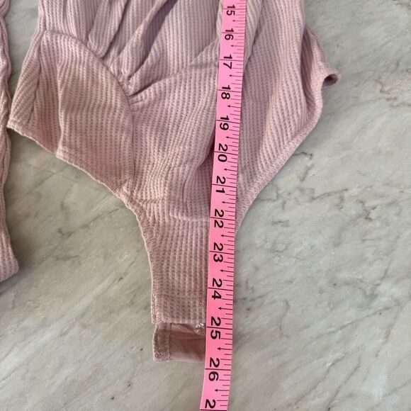 FREE PEOPLE On A Cloud Long Sleeve Bodysuit In Blush Tint size XS NWT cotton - Picture 10 of 10